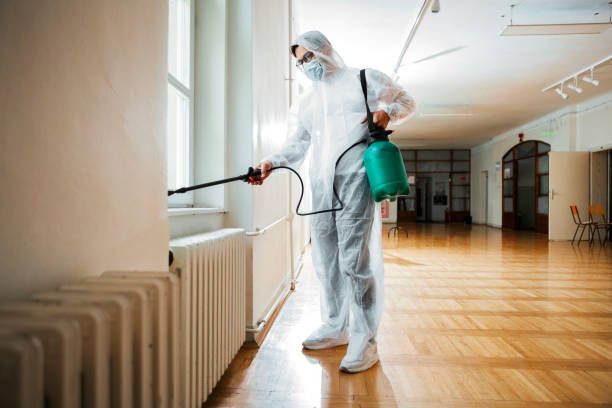 Best Pest Removal Services  in Whitehall, WI